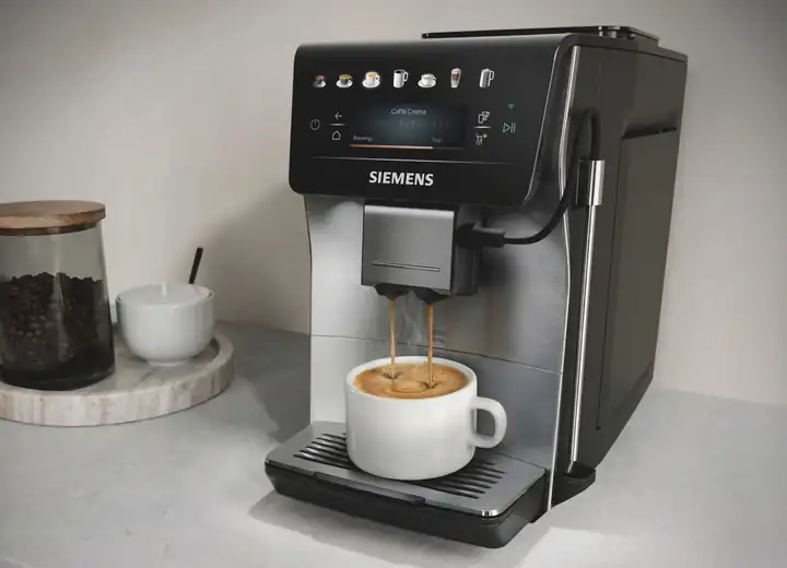 Siemens Siemens EQ600 iAroma: Kaffeevollautomat mit 25 Getränken, Ansicht 2