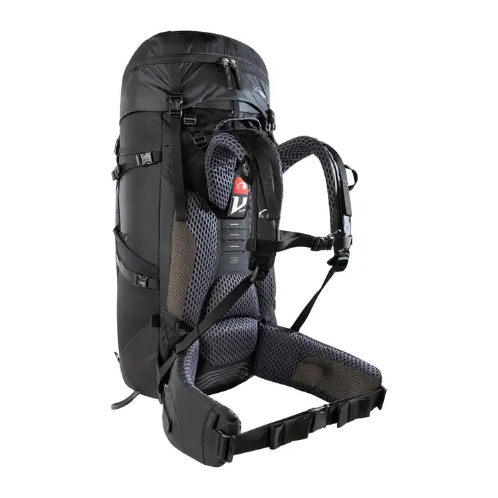 Rückseite des Tatonka Yukon 50+10 mit V2 Tragesystem und gepolstertem Hüftgurt